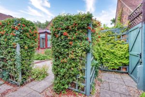 Photo 17- click for photo gallery